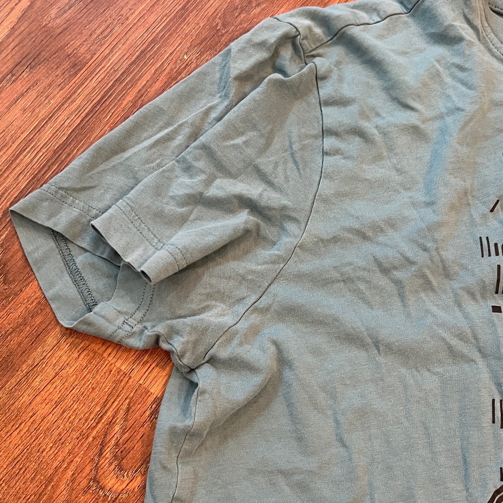 Reebok Men's Teal Graphic Tee - Picture 5 of 8